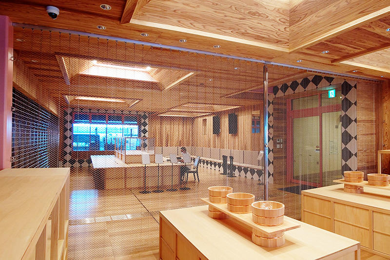 武雄温泉駅 観光案内所 ｜ 原金網株式会社